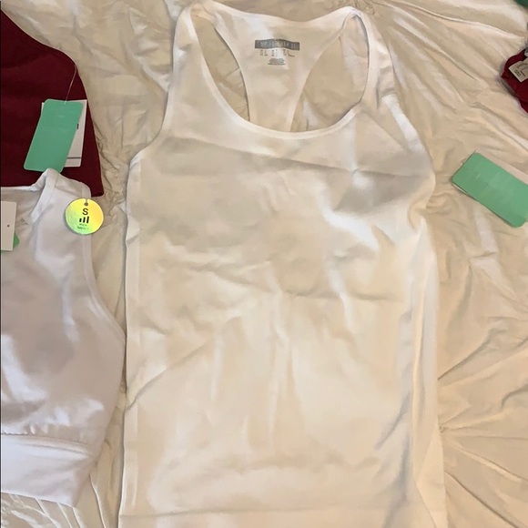 SOLD NWT Forever 21 Workout Top Set - Picture 3 of 8